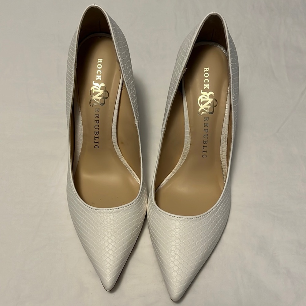 White Stiletto with Gold Heel.